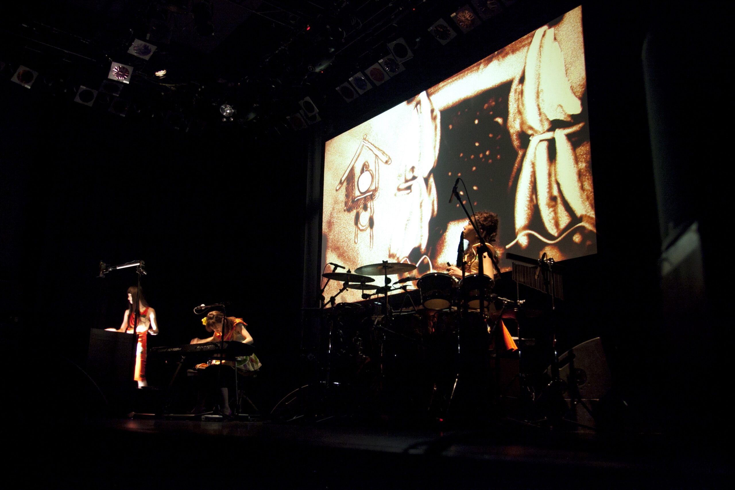 227 Birthday Live☆2nd Anniversary☆でサンドアートを披露する伊藤花りん